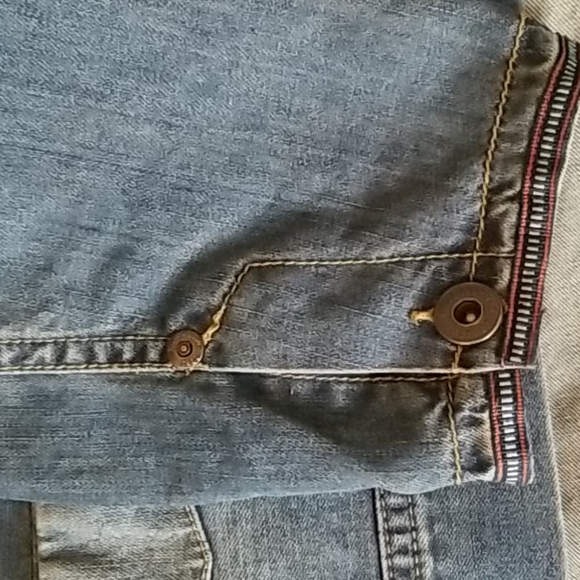 RuffHewn Jean Jacket - Picture 6 of 7